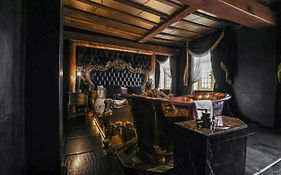 Crazy Bear Beaconsfield